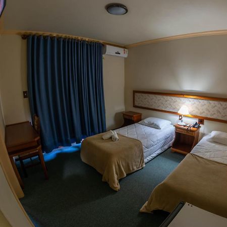 Via Genova Parque Hotel Serafina Corea Bagian luar foto
